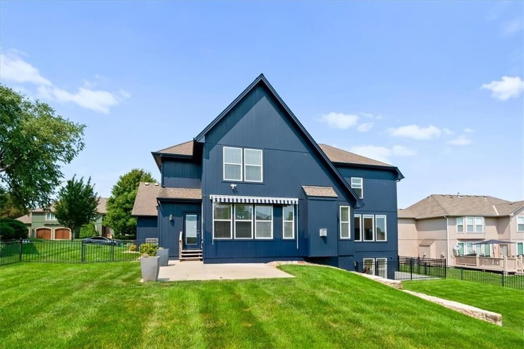725 SW Winterwalk Lane — photo 47
