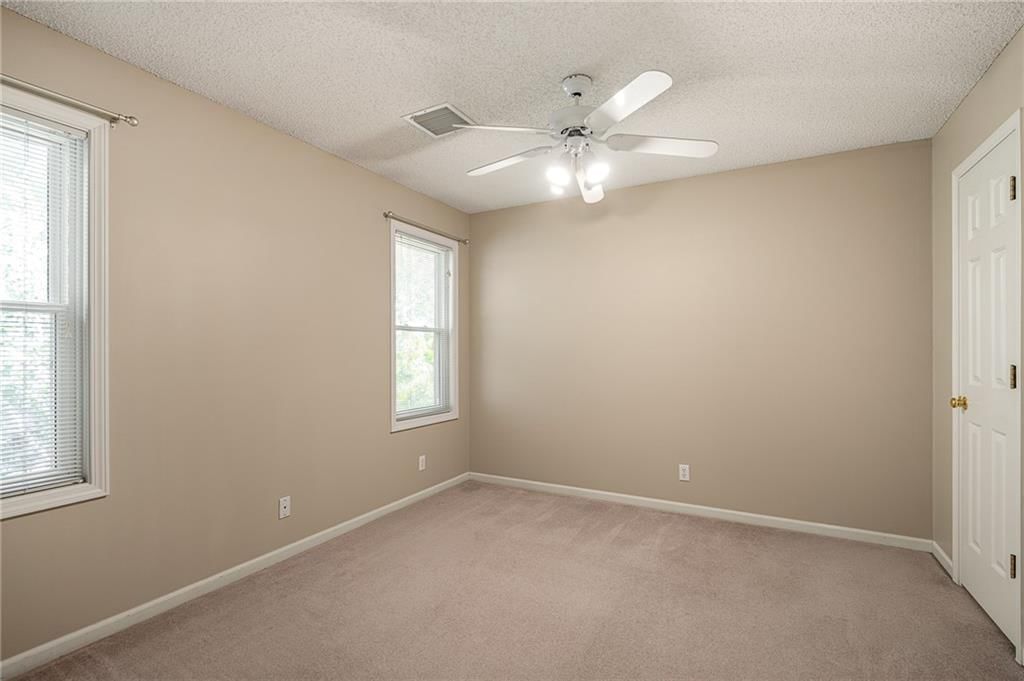 4508 NE Kingston Drive — photo 28