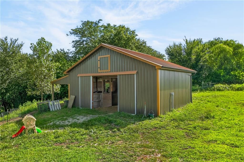 1672 NW 850th Road — photo 44
