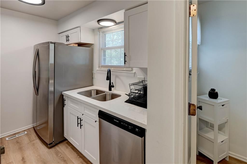 2911 Eaton Street — photo 15
