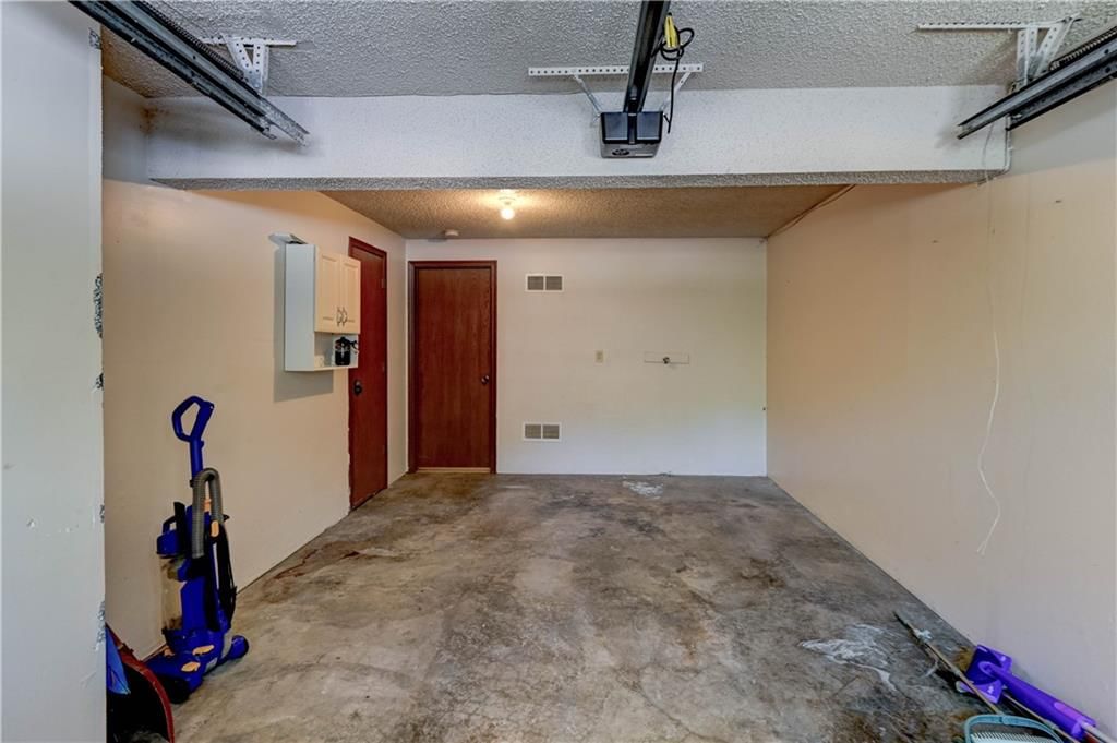 2911 Eaton Street — photo 23
