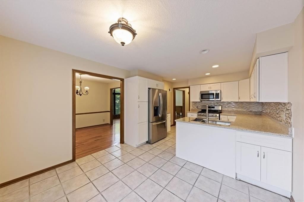 11907 Westgate Street — photo 10