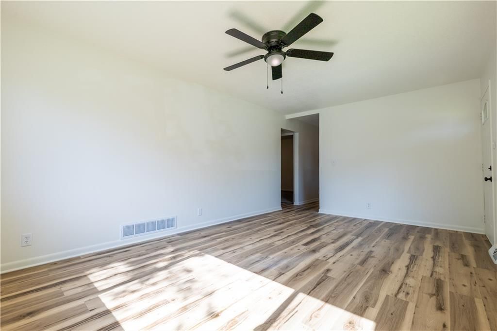 2409 Big Pine Terrace — photo 5