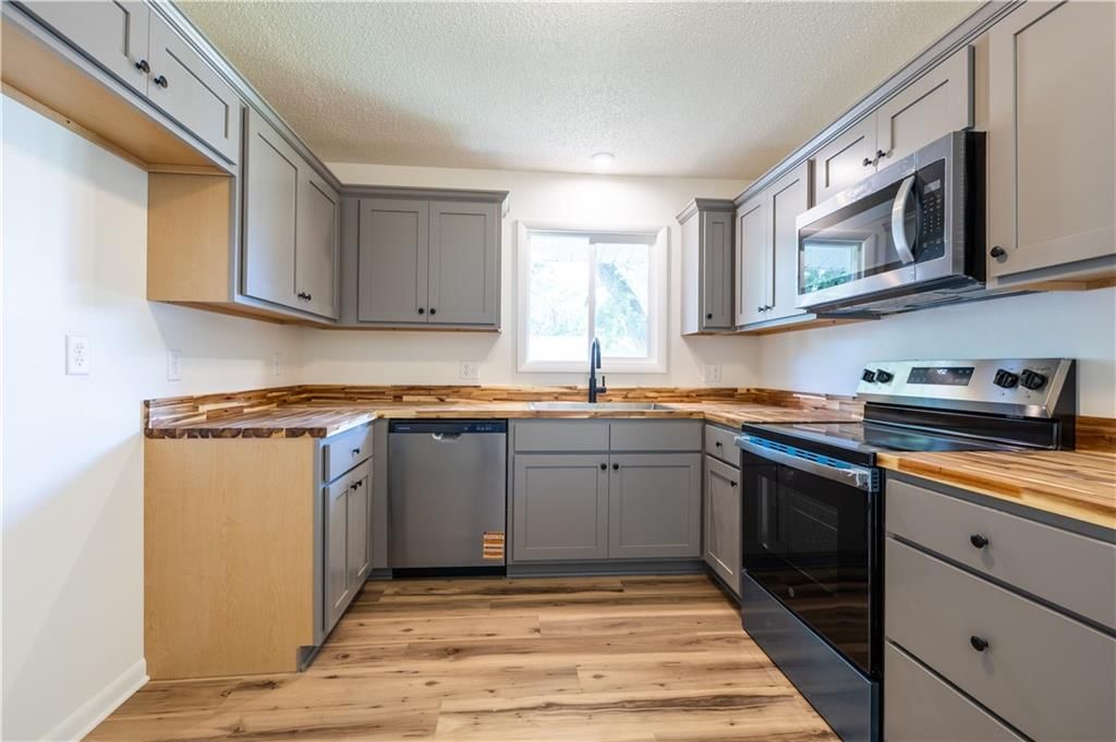 2409 Big Pine Terrace — photo 8
