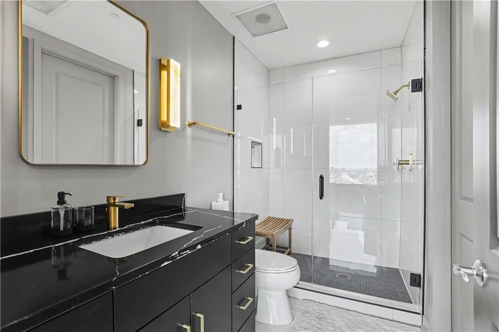 700 W 31st Street — photo 29