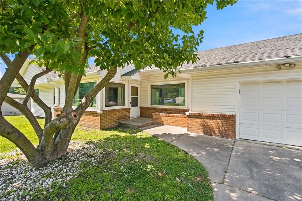 1830 Shawnee Street — photo 5
