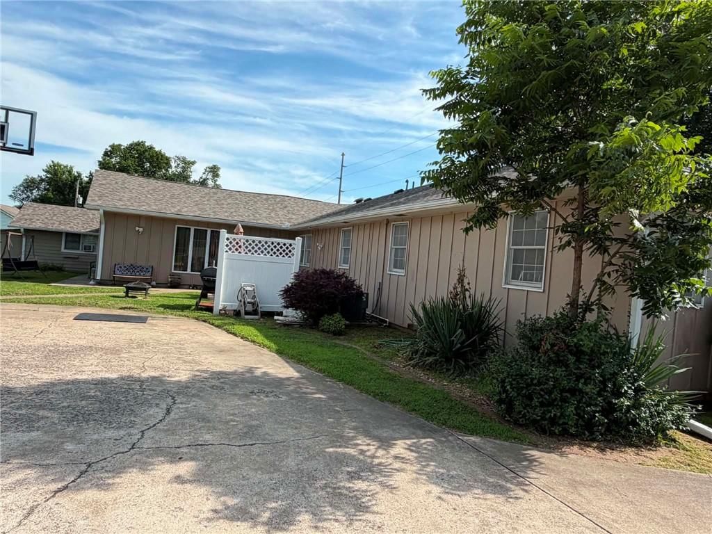 1508 S Margrave Street — photo 34