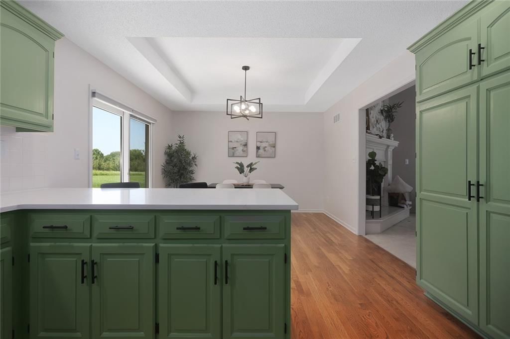 1400 SW Pacific Drive — photo 11