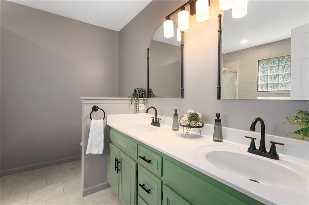 1400 SW Pacific Drive — photo 18