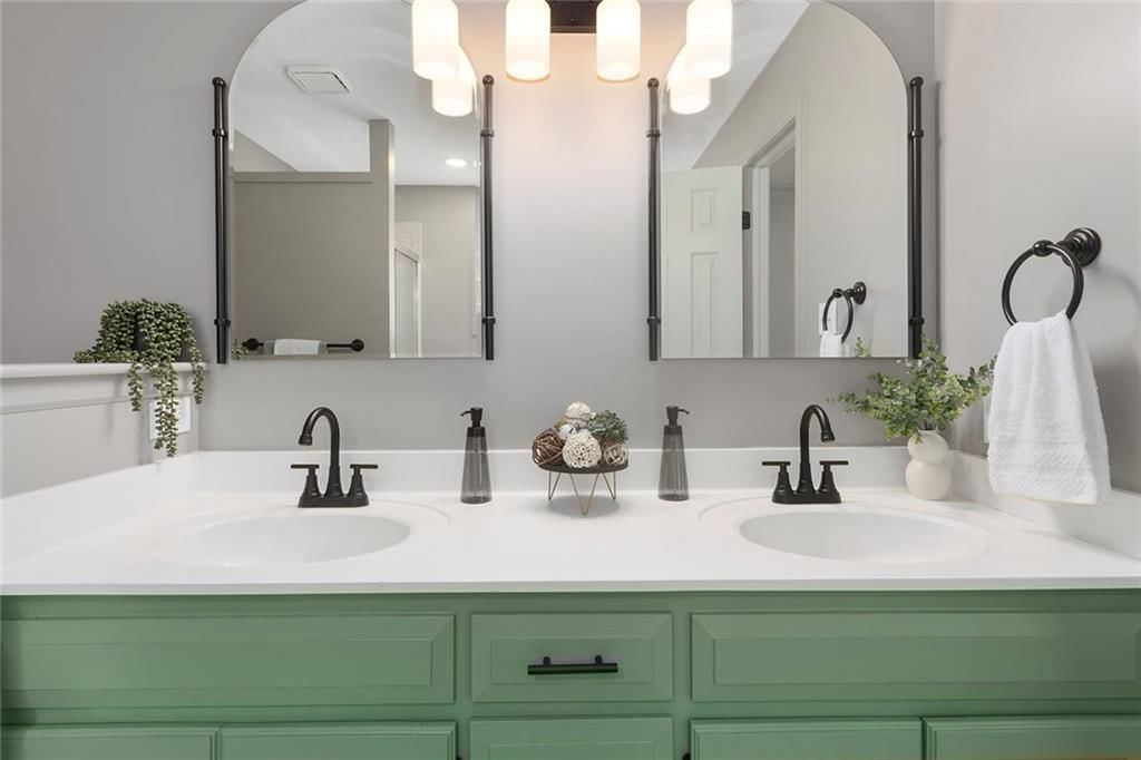 1400 SW Pacific Drive — photo 19