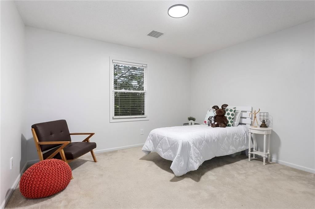 1400 SW Pacific Drive — photo 25