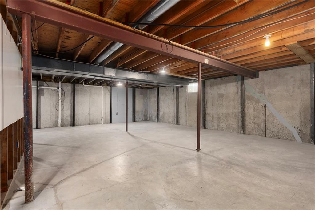 1400 SW Pacific Drive — photo 32