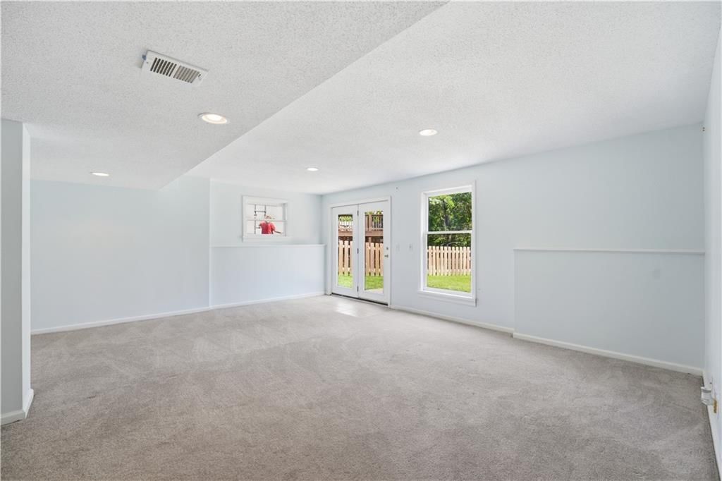 8006 W 122 Terrace — photo 49