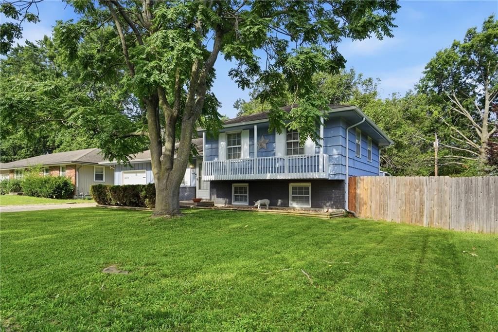 100 SW Alderson Place — photo 4
