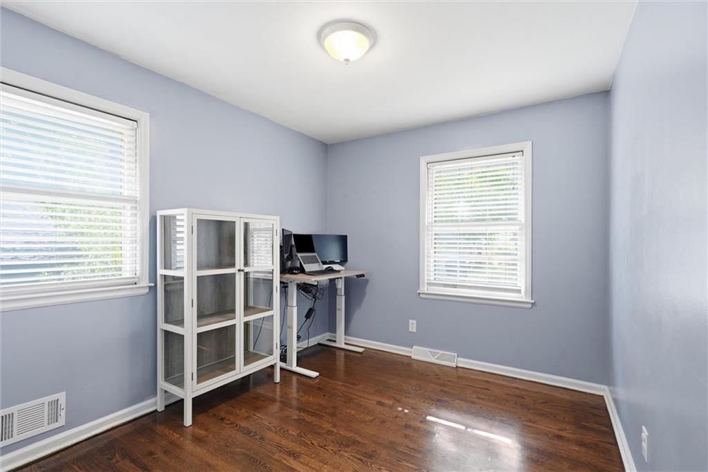 100 SW Alderson Place — photo 18