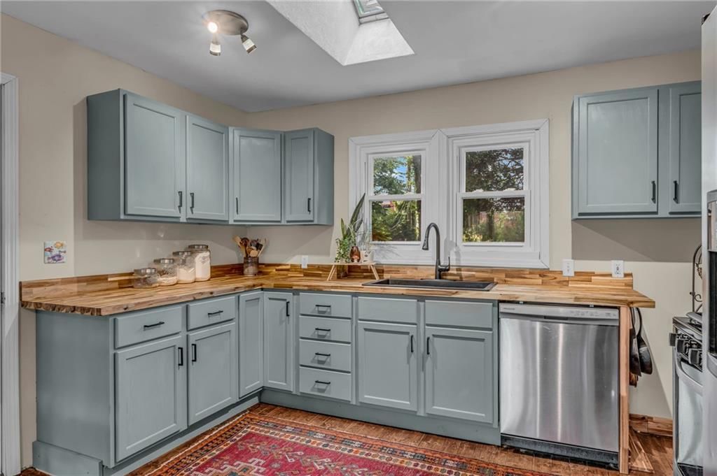 1820 Vermont Street — photo 16