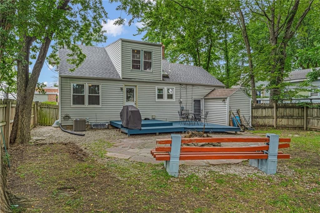 1820 Vermont Street — photo 40