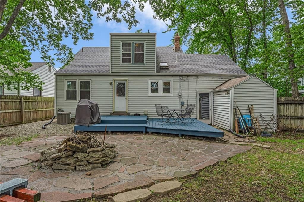 1820 Vermont Street — photo 41