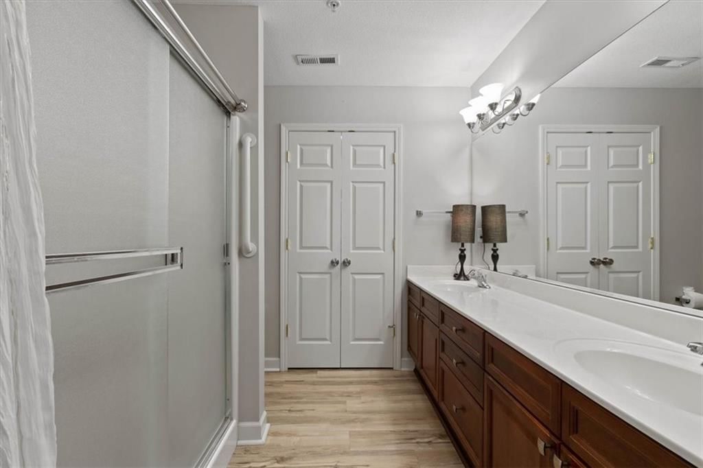 7137 Meadow View Street — photo 15