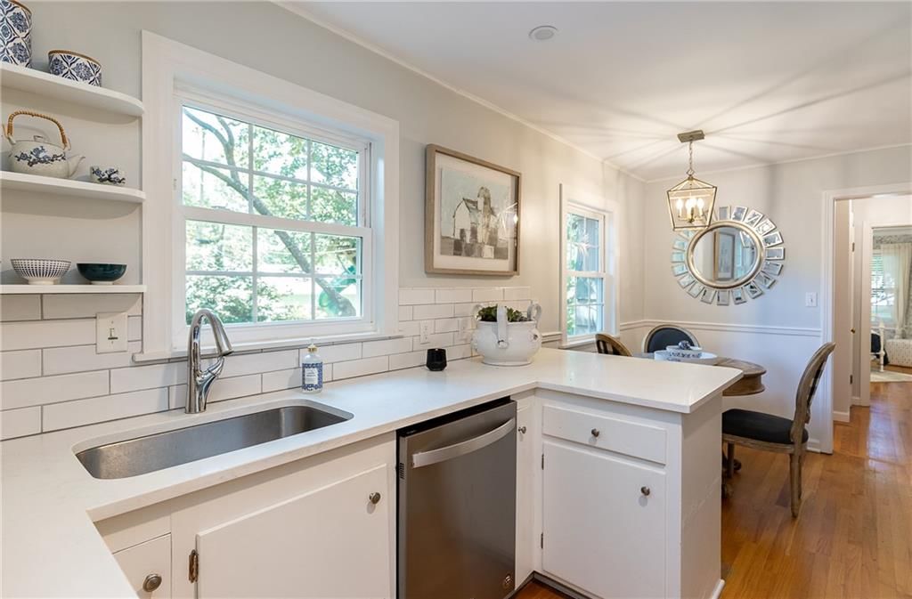 3921 W 58 Street — photo 8