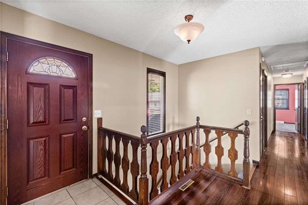 1008 SW 23rd Street — photo 3