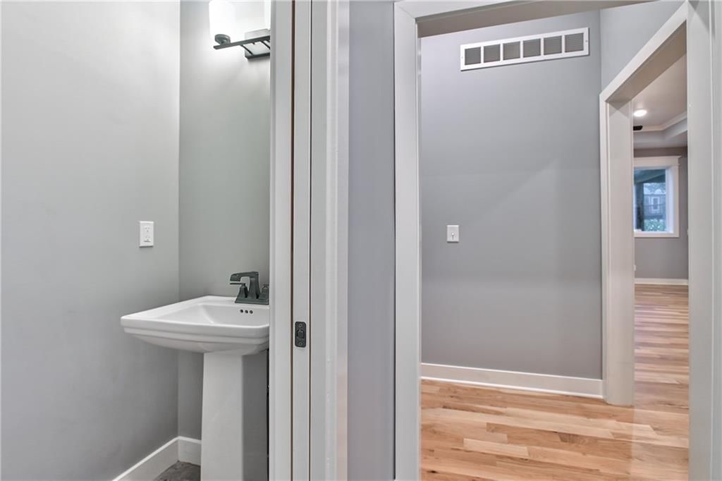 6004 Apache Drive — photo 30