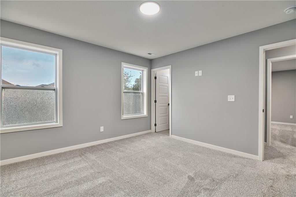 6004 Apache Drive — photo 35