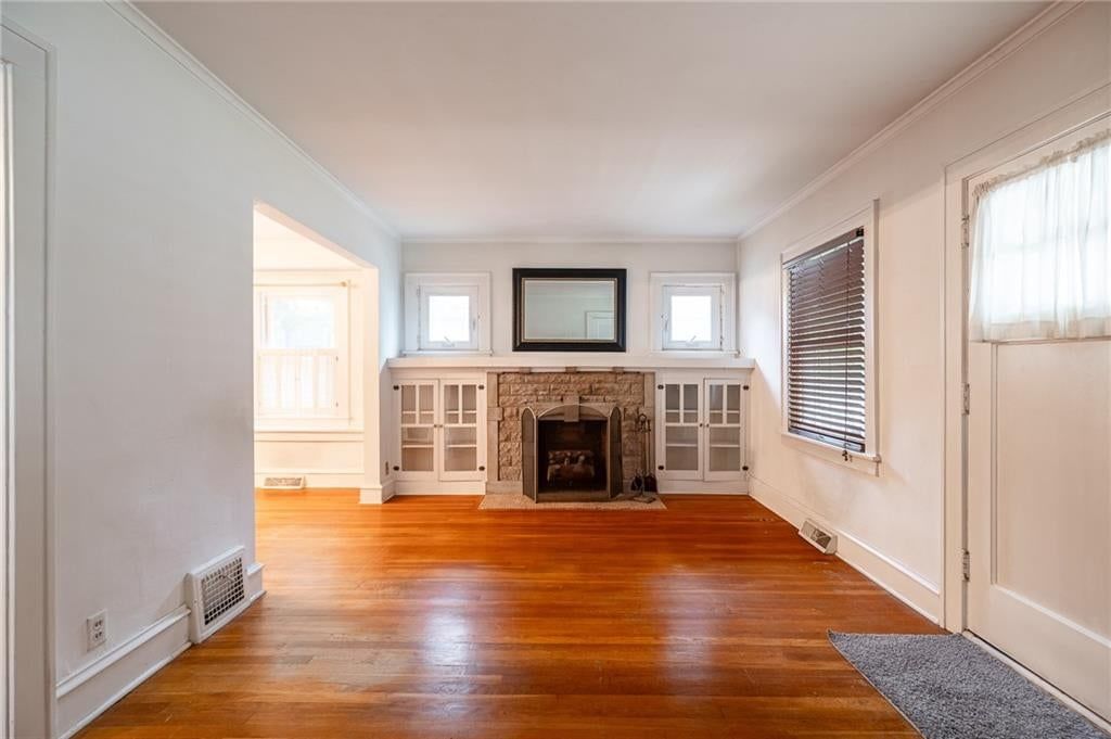 4405 Terrace Street — photo 9