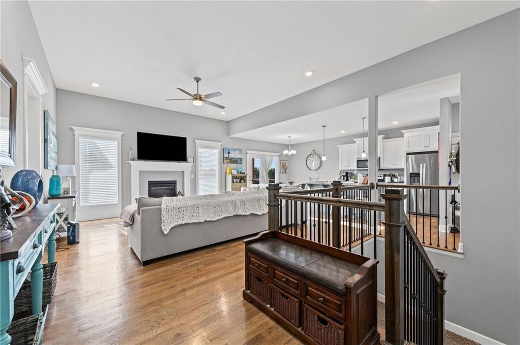 7629 N Kensington Avenue — photo 3