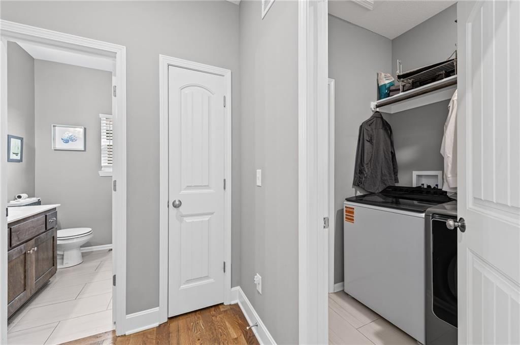 7629 N Kensington Avenue — photo 14