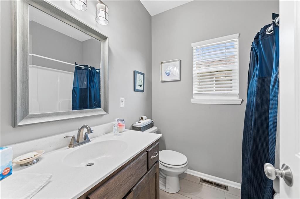 7629 N Kensington Avenue — photo 17