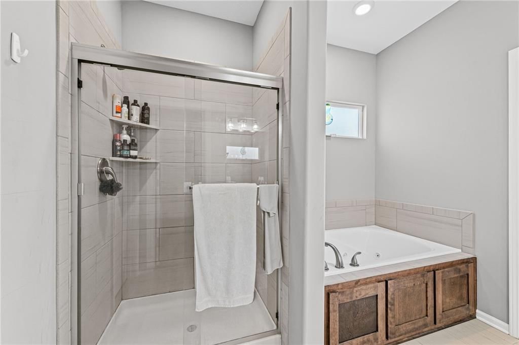 7629 N Kensington Avenue — photo 22