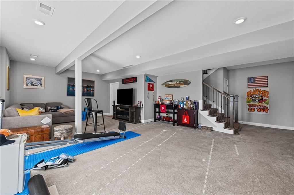 7629 N Kensington Avenue — photo 26