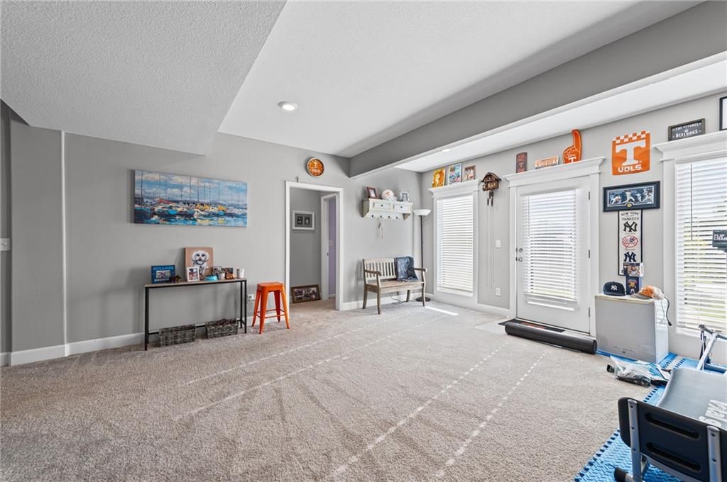 7629 N Kensington Avenue — photo 28