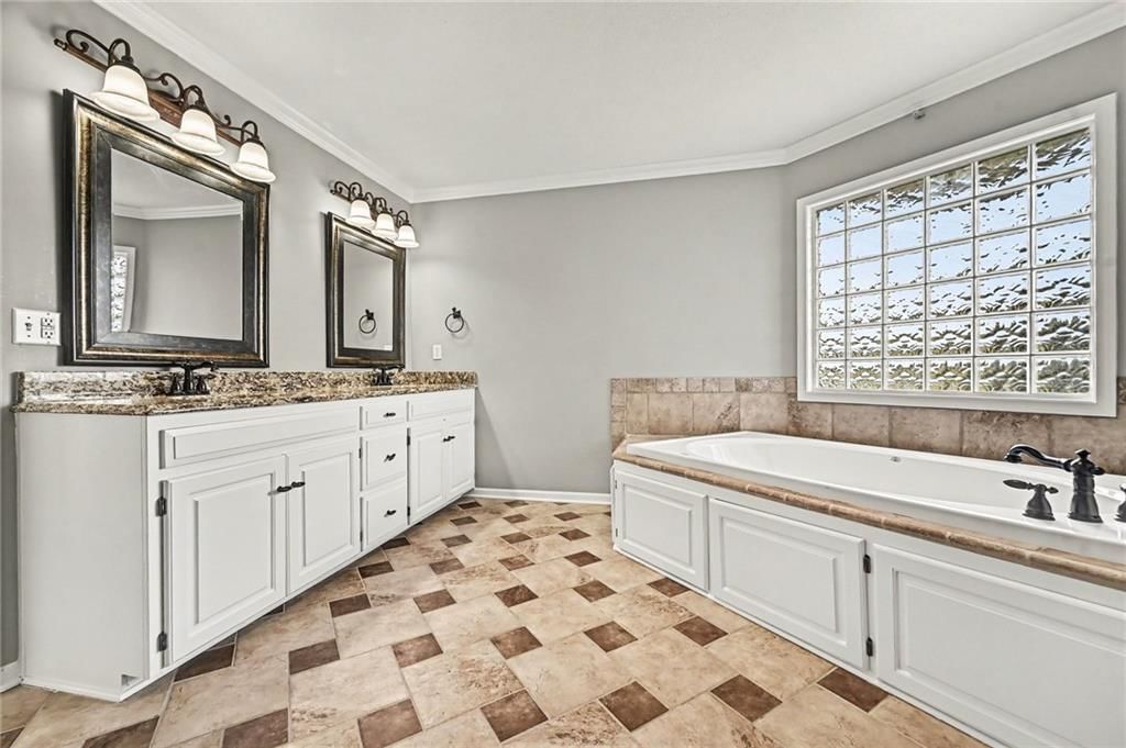 17595 N Alder Court — photo 21