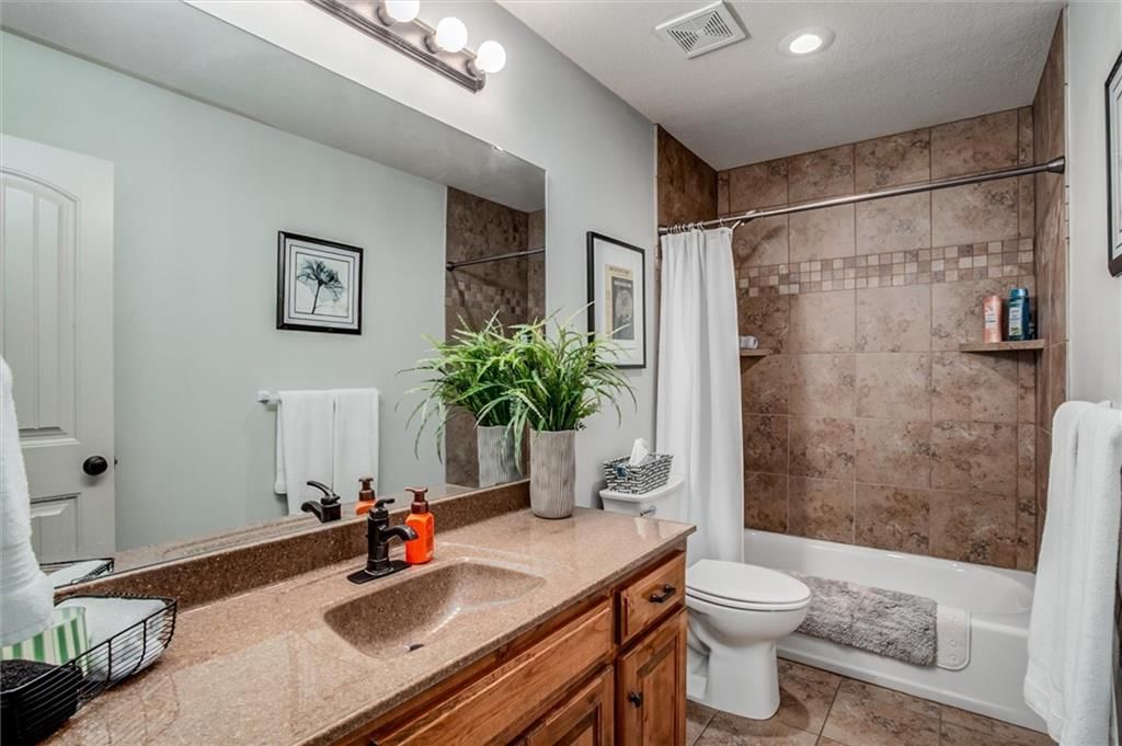 8829 N Essex Drive — photo 18