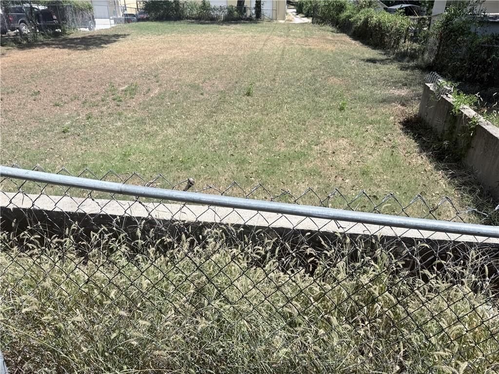 112 N 1st Street — photo 25