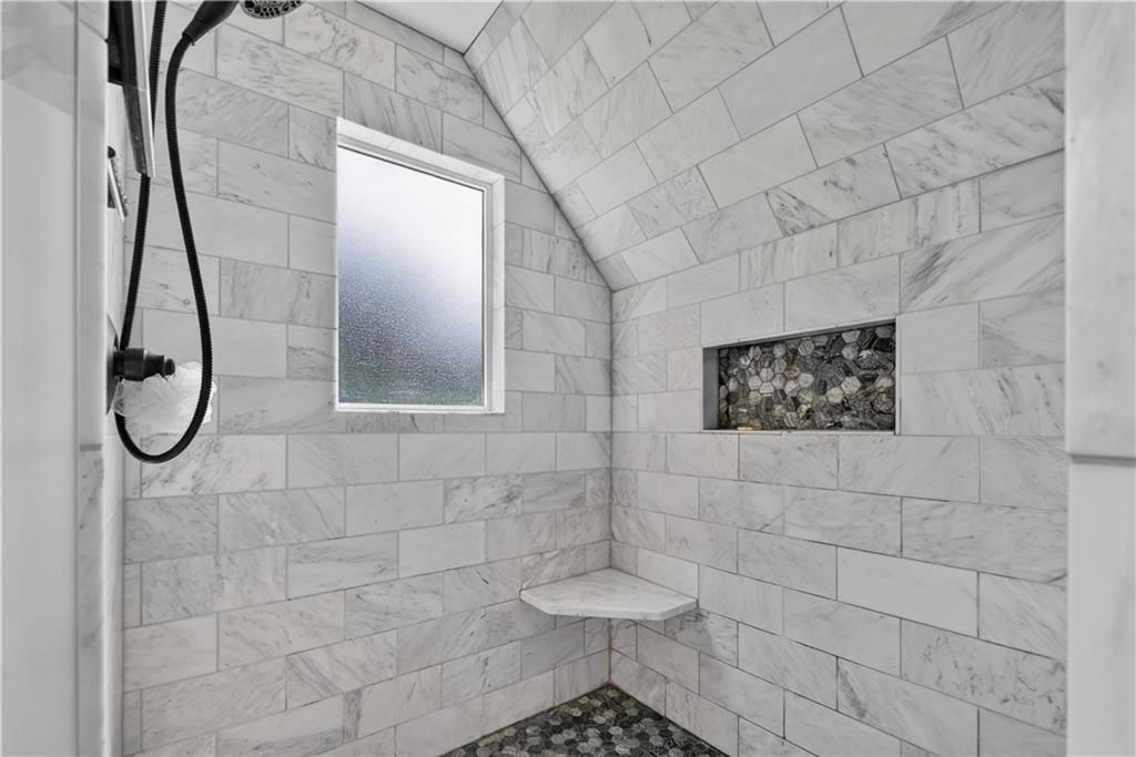 12816 Sagamore Road — photo 48