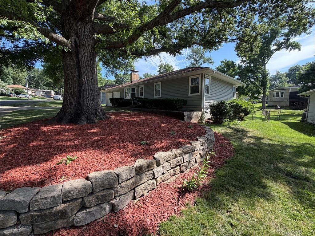 4923 Evanston Avenue — photo 3