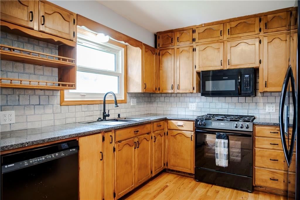 4923 Evanston Avenue — photo 8