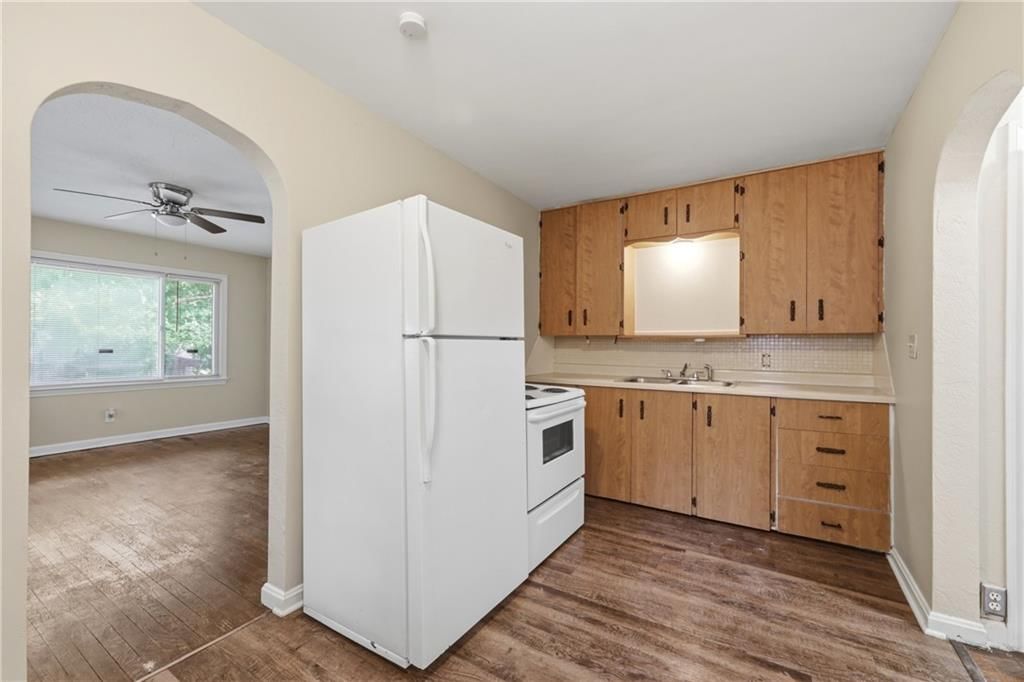 1532 S Ash Avenue — photo 9