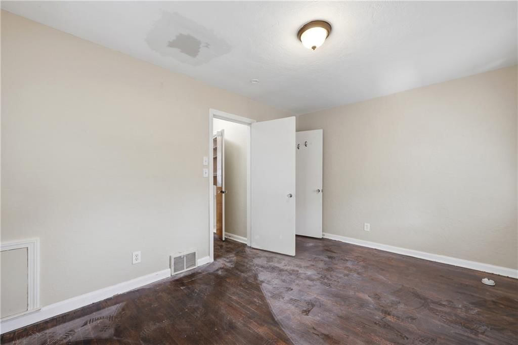 1532 S Ash Avenue — photo 13