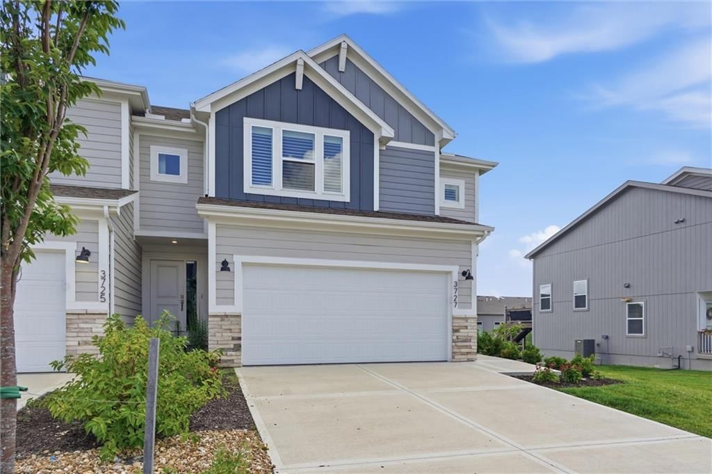 3727 SW Clayton Place — photo 2