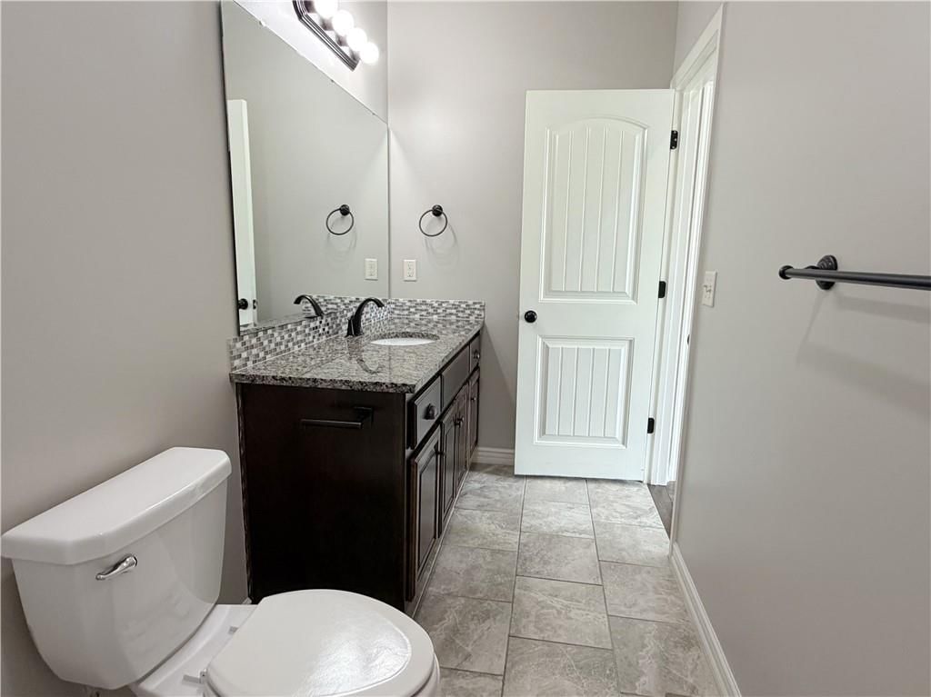 1029 NE Copperwood Drive — photo 29