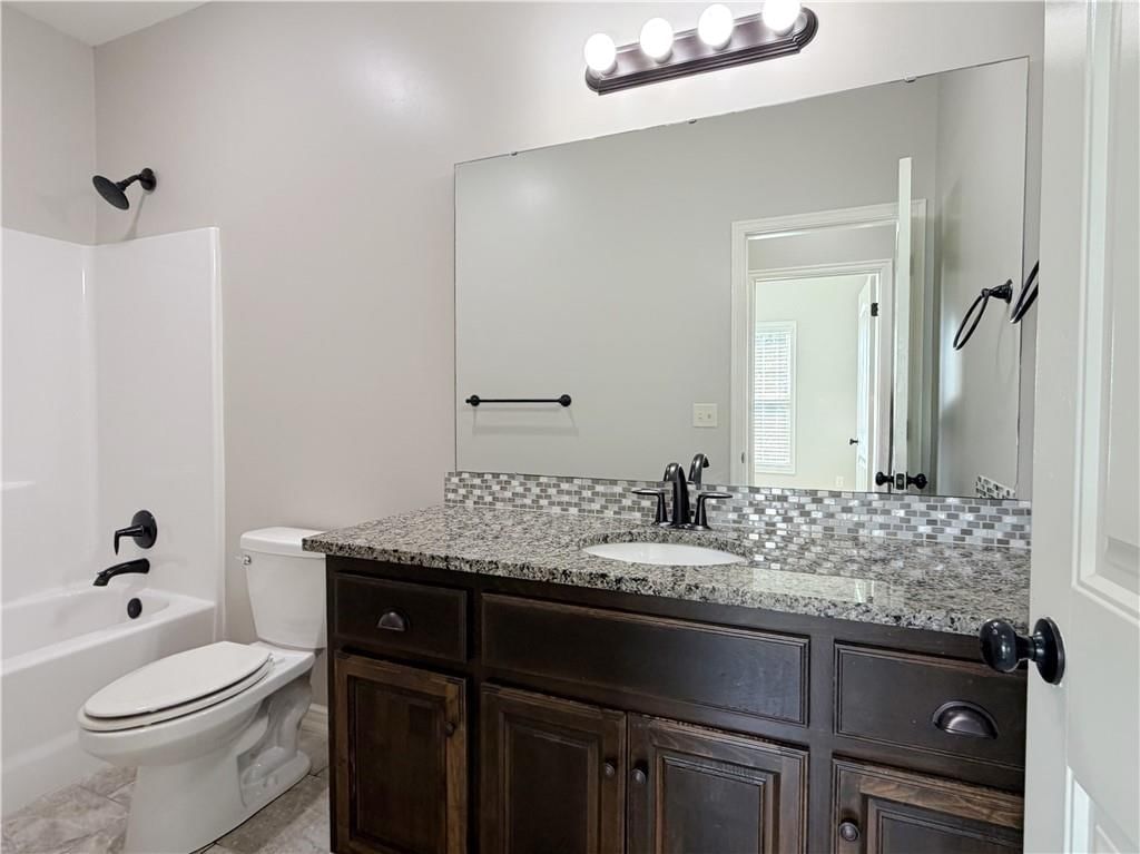 1029 NE Copperwood Drive — photo 30