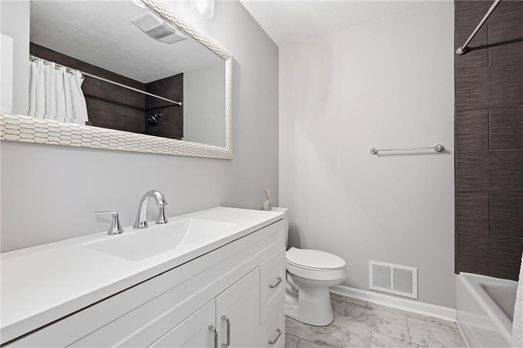 6426 Harvard Avenue — photo 25