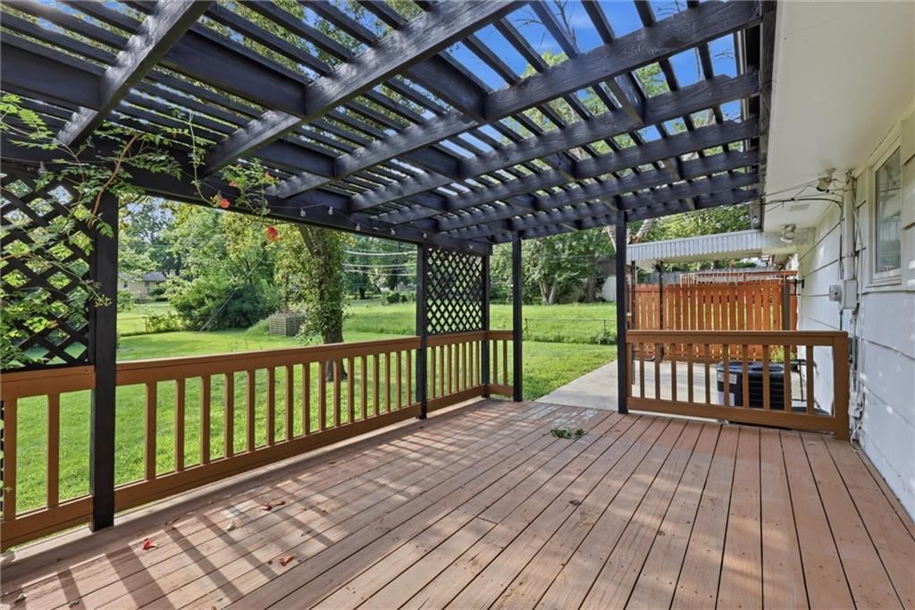 6426 Harvard Avenue — photo 44