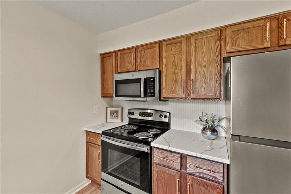 1212 W Sheridan Street — photo 11