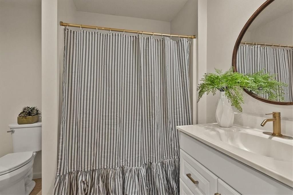 1212 W Sheridan Street — photo 16