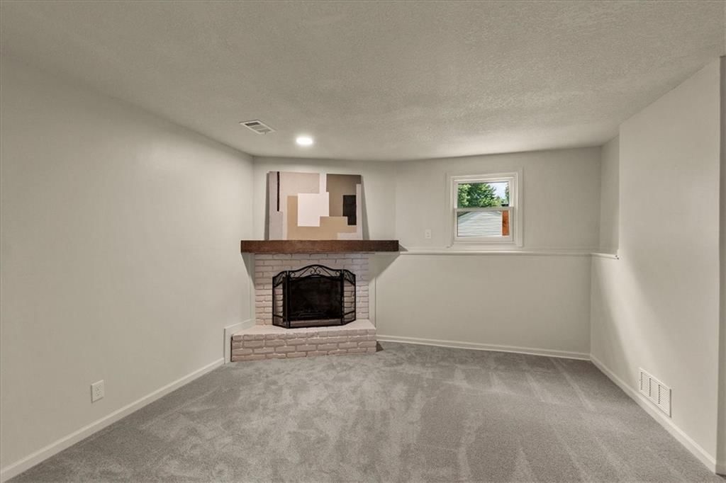 1212 W Sheridan Street — photo 19